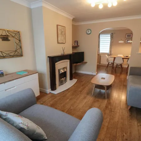 No 1 Kelly Holiday home *